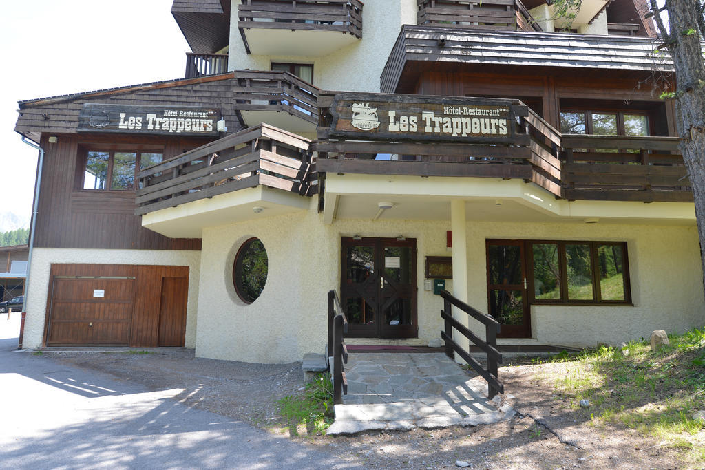 Hotel Les Trappeurs Les Orres Ngoại thất bức ảnh
