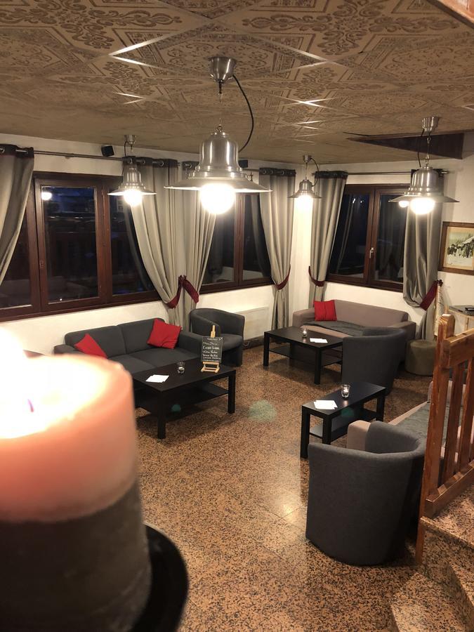 Hotel Les Trappeurs Les Orres Ngoại thất bức ảnh